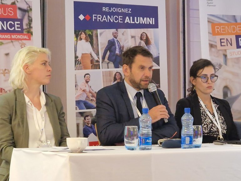 FranceauSoudan's tweet photo. مشاركة ملحقة التعاون في سمنار حول جاذبية  فرنسا في إفريقية نظمته كامبوس فرانس بجنوب إفريقيا. وضم 25 دولة من دول إفريقيا جنوب الصحراء الكبرى. https://t.co/kl48OkSPdL