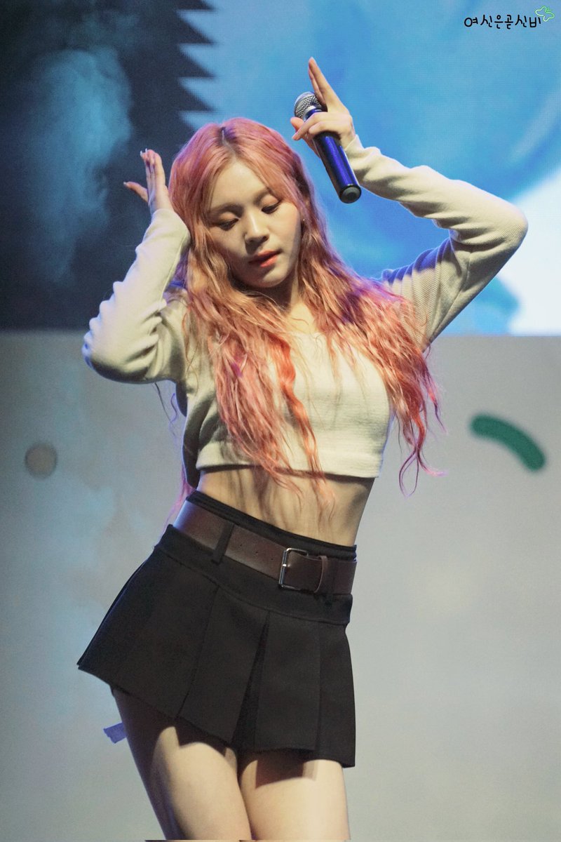 오무지~💞
#엄지 #UMJI #비비지 #VIVIZ_LOVEADE #viviz #여신은곧신비 #221008 #청춘커피페스티벌 #러브에이드 #LOVEADE <a href="/VIVIZ_official/">VIVIZ</a>