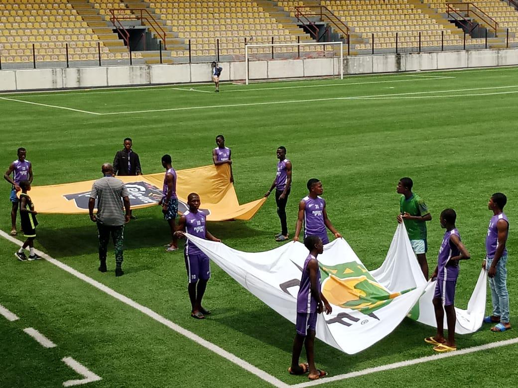IamOwolewa's tweet photo. #CAFCC: If you are not in Lagos and you want to watch @KwaraUnitedFC vs Berkane, click the link below
#CAFConfederationCup #KwaraUtd #Kwara
https://t.co/RrGOsuQDqI https://t.co/ld4EfiwQCI