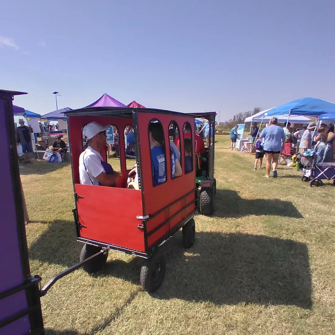 SurfsideTx's tweet photo. We had a very fun and successful Nature Fest yesterday in Surfside! Thank you to everyone who put it on, and those who participated! What a great time.
#surfsideevents #surfsidebeachtx #naturefest https://t.co/iHjRskjdQA