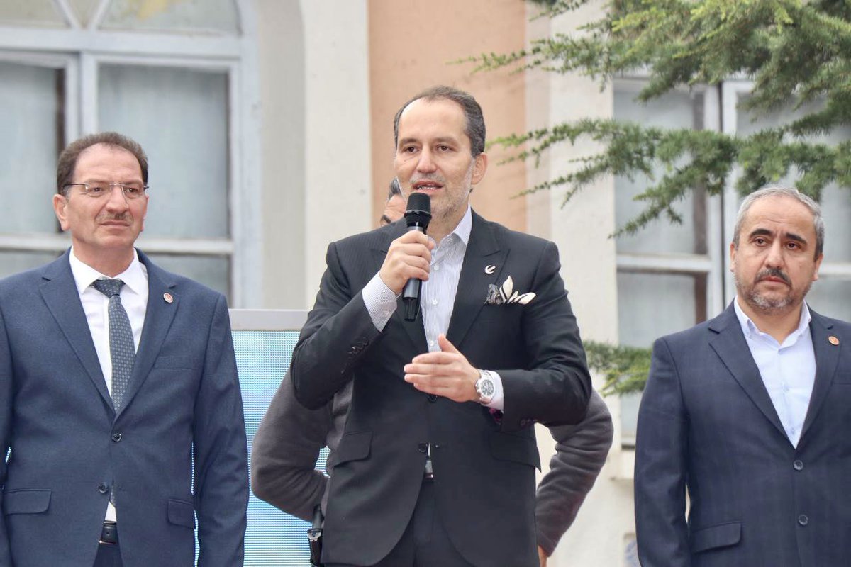 erbakanfatih's tweet photo. Bilecik programımızın ilk durağı Söğüt ilçesiydi. Söğüt’te adeta seçim mitinglerimizin provasını yaptık. https://t.co/5x5t59KM3Q