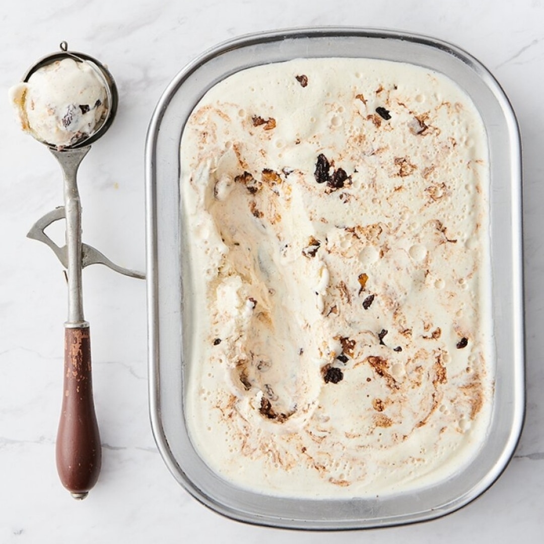 AromavenSabores's tweet photo. Que mejor plan para  este domingo que disfrutar nuestra nueva esencia de #RonPasas para #Helados y #reposteria. #AromavenSabores #fabricadesabores #hechoenvenezuela #fundadaporPedroBernalGuerris #45añosaromaven #AROMAVEN https://t.co/atATxwWWqI