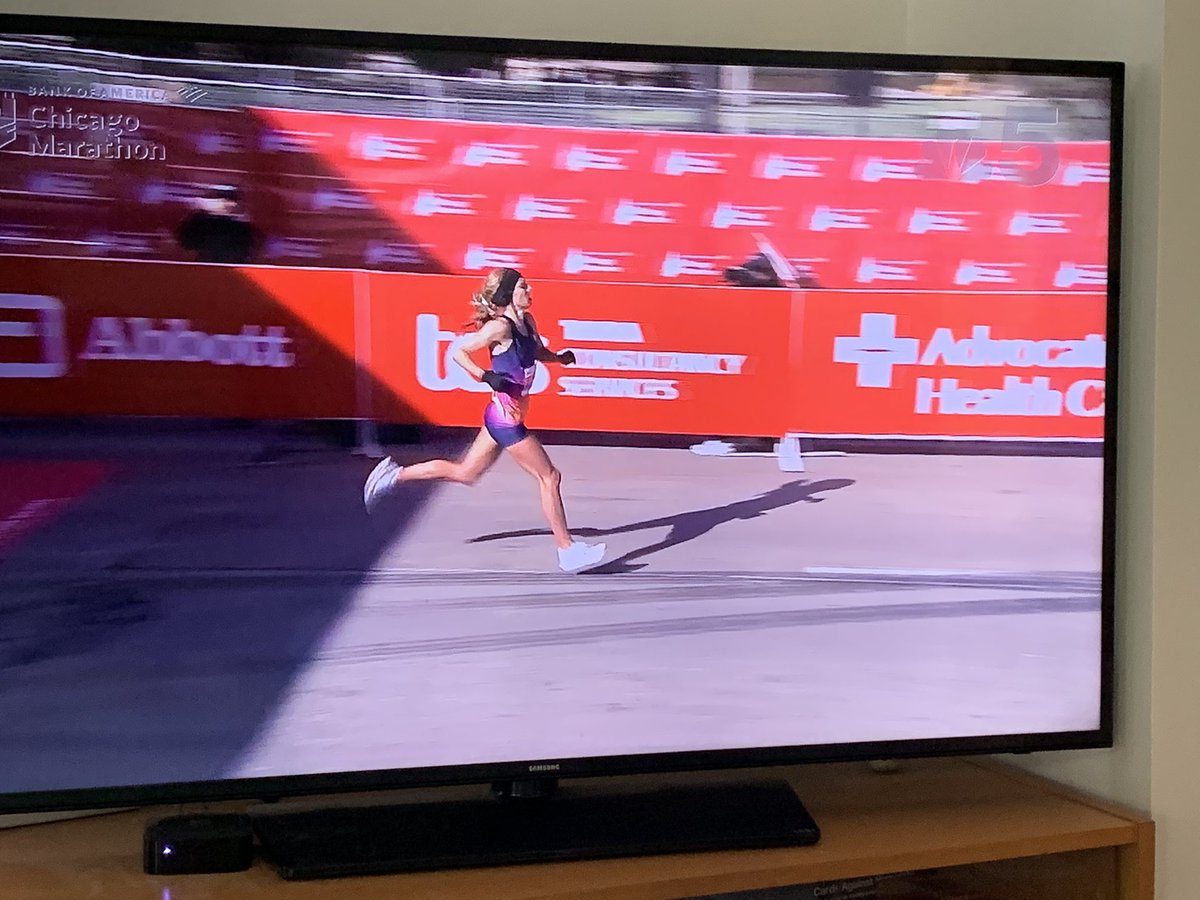 Providence XC | Track (@friarsxctrack) on Twitter photo 🚨 AMERICAN RECORD 🚨
<a href="/Em_Sisson/">Emily Sisson</a> sets an American Record in the marathon to finish 2nd at the Chicago Marathon!! Congratulations to Emily and Coach Treacy!! 🚨 AMERICAN RECORD 🚨
<a href="/Em_Sisson/">Emily Sisson</a> sets an American Record in the marathon to finish 2nd at the Chicago Marathon!! Congratulations to Emily and Coach Treacy!!