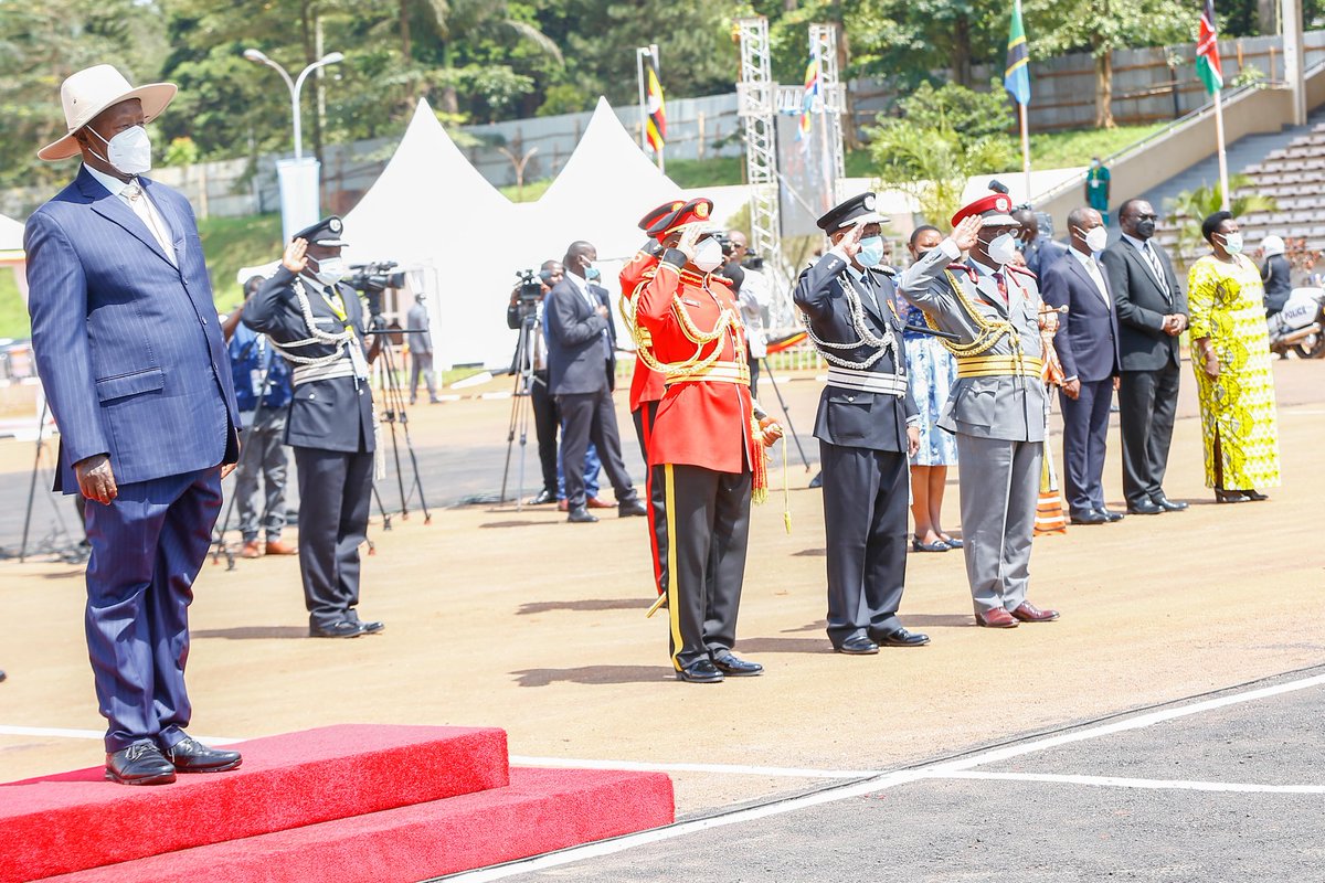 WilliamsRuto's tweet photo. The promise of the East African Community (EAC) will only be realized when our borders transition from barriers to bridges of opportunity. https://t.co/rrfLqcwYXZ