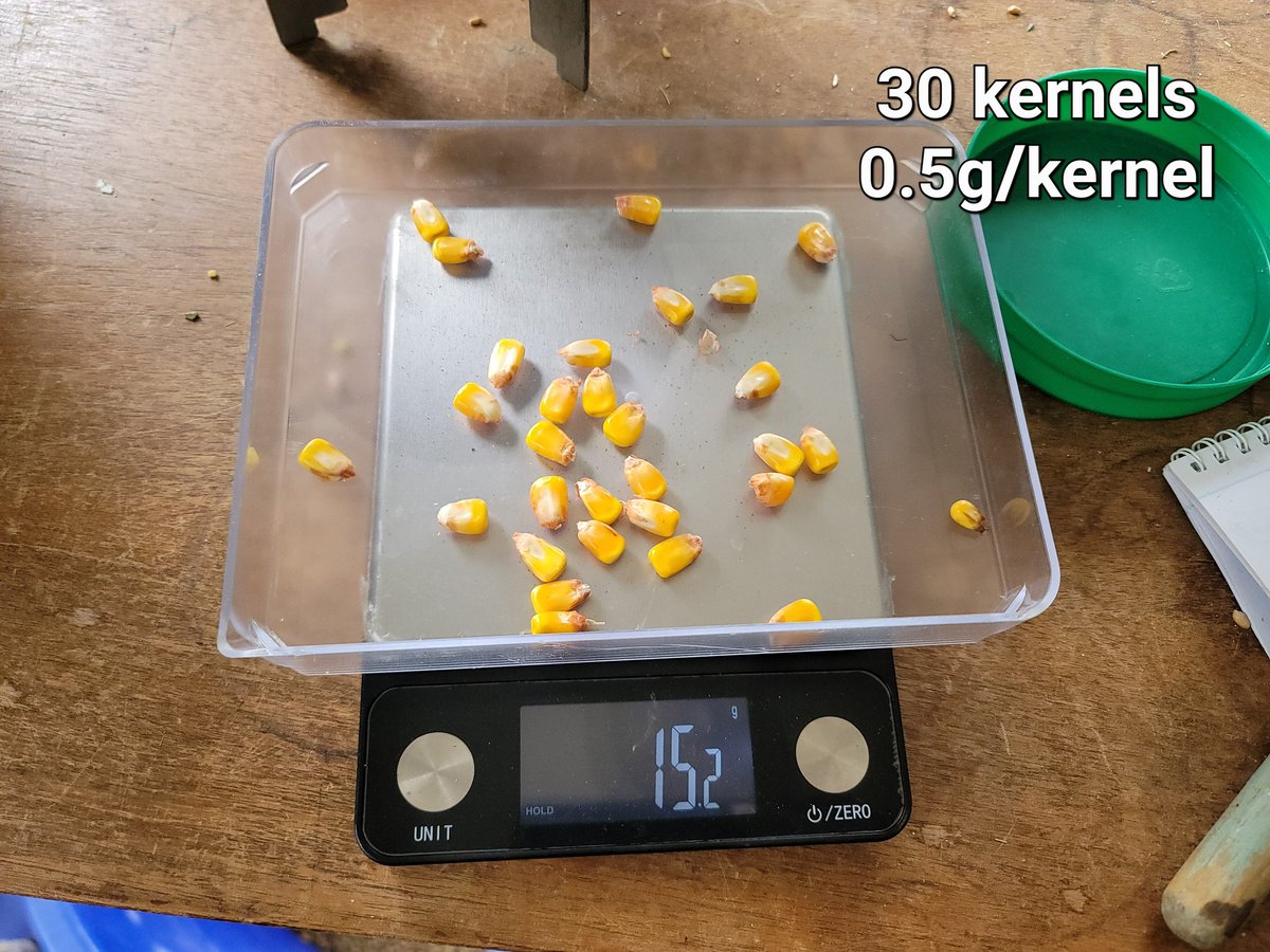 farmerschneck's tweet photo. Oh my.   #corn #harvest22 #testweightdebate #beansarestupid #moarcorn https://t.co/LDTWY9VjTC