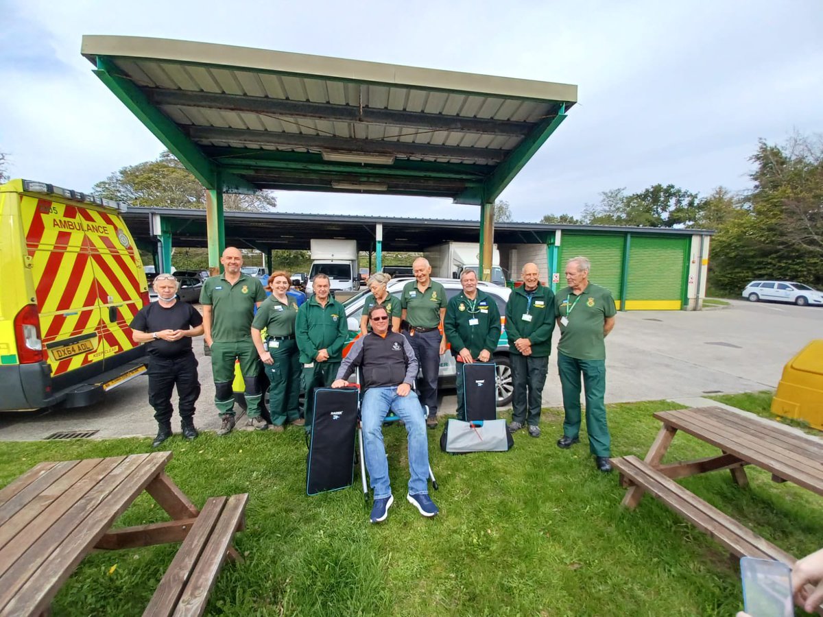Thanks to <a href="/swa_charity/">South Western Ambulance Charity 💚💙</a>  &amp; <a href="/NHSCharities/">NHS Charities Together 💙</a> for the donation of new lifting chairs for Wembury, Millbay &amp; Torbay CFR groups &amp; more to follow.  These chairs help our CFR’s to get  non injury fallers off the floor often saving ambulance &amp; hospital attendance <a href="/swasFT/">South Western Ambulance Service</a> <a href="/Will_SWASFT/">Will Warrender</a>