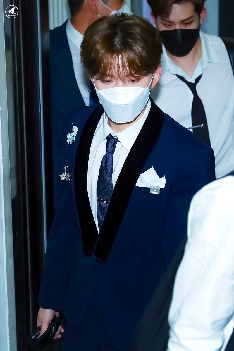 timetokh's tweet photo. 211010 모꼬지 라이브

#기현 #KIHYUN #몬스타엑스 #MONSTA_X https://t.co/pmmUqfDjKL