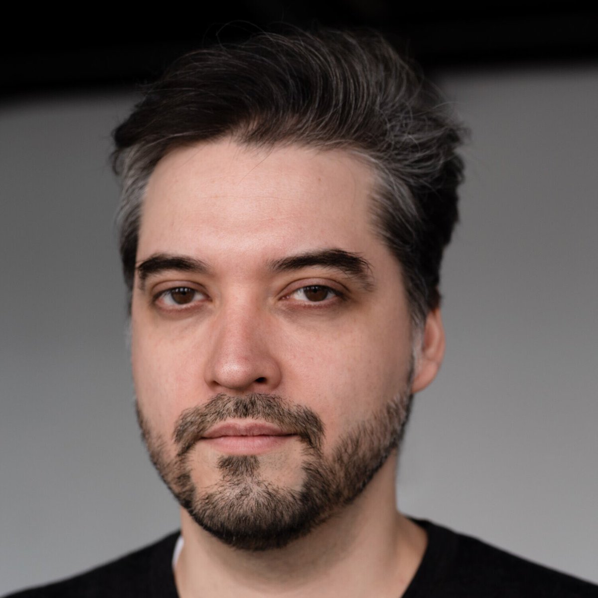 galeriagm.cultura.gob.cl/escucha/cap-7-…
#podcastggm #laterceraoreja
Capítulo 7: Ian Cofré 
¿Qué es “lo contemporáneo” en el arte?
Escucha el séptimo capítulo de nuestros podcast!@galeriagm @eligecultura <a href="/culturas_cl/">Ministerio de las Culturas</a>