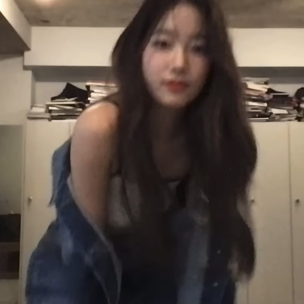 itsLSRFM's tweet image. 카즈하?!.!