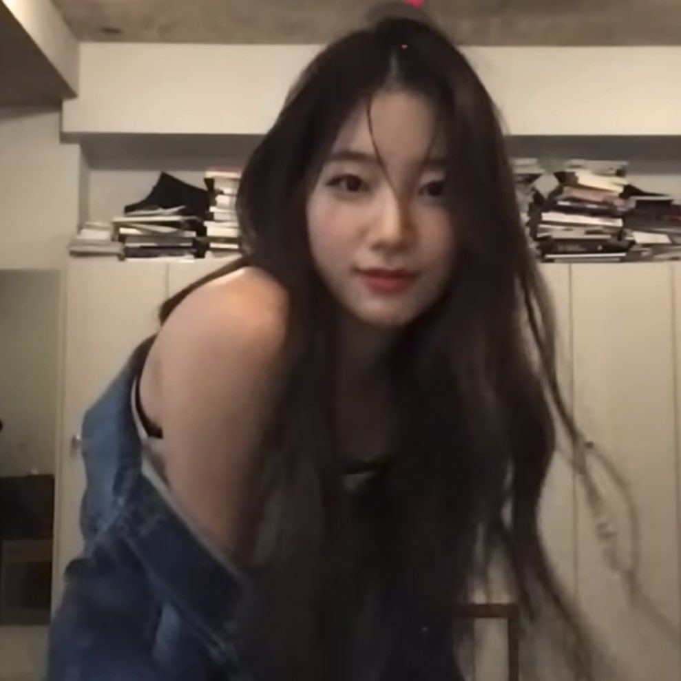 itsLSRFM's tweet image. 카즈하?!.!