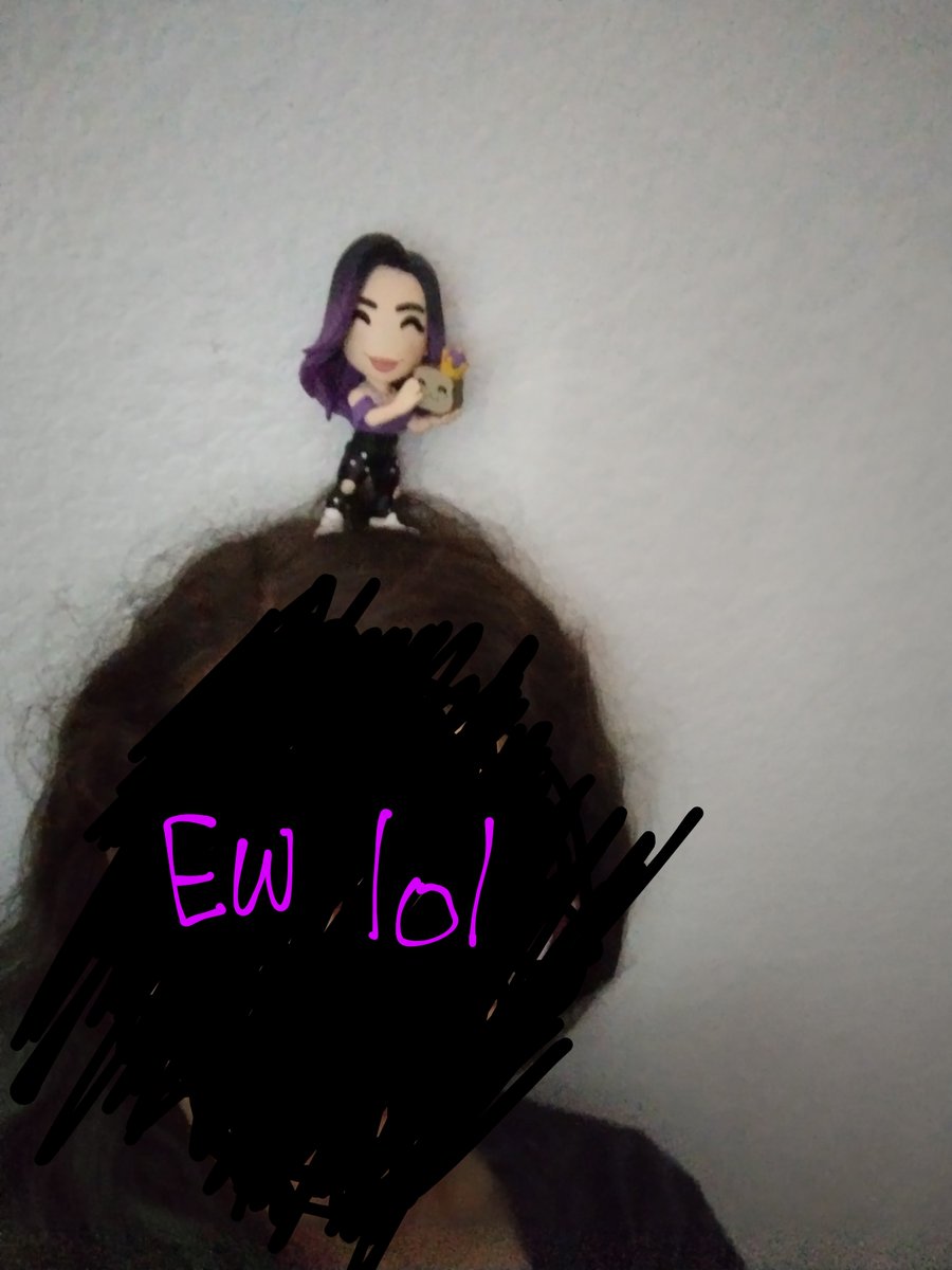 DistortAmi's tweet image. Take more queen
And yes I blocked out my face lol
#laurenzside #breadqueen #youtooz 
@LaurenzSide