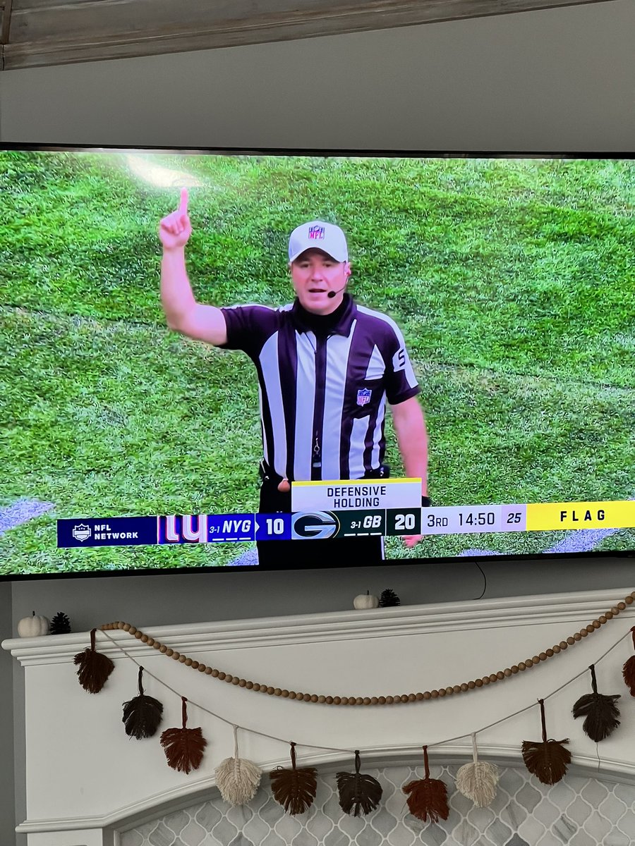 PatMcAfeeShow's tweet image. #HellOfASeam