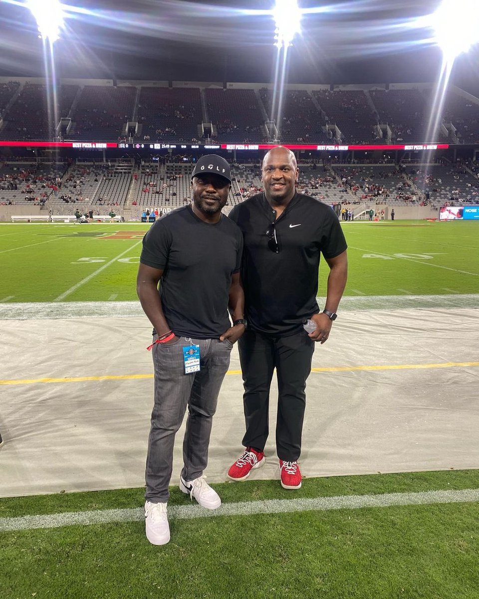 kirkmorrison's tweet image. The new stadium looks amazing and is the true home of Aztec Football. Always fun when you get the win as well. Great night to be an Aztec. 

#AztecForLife
#AlwaysAnAztec