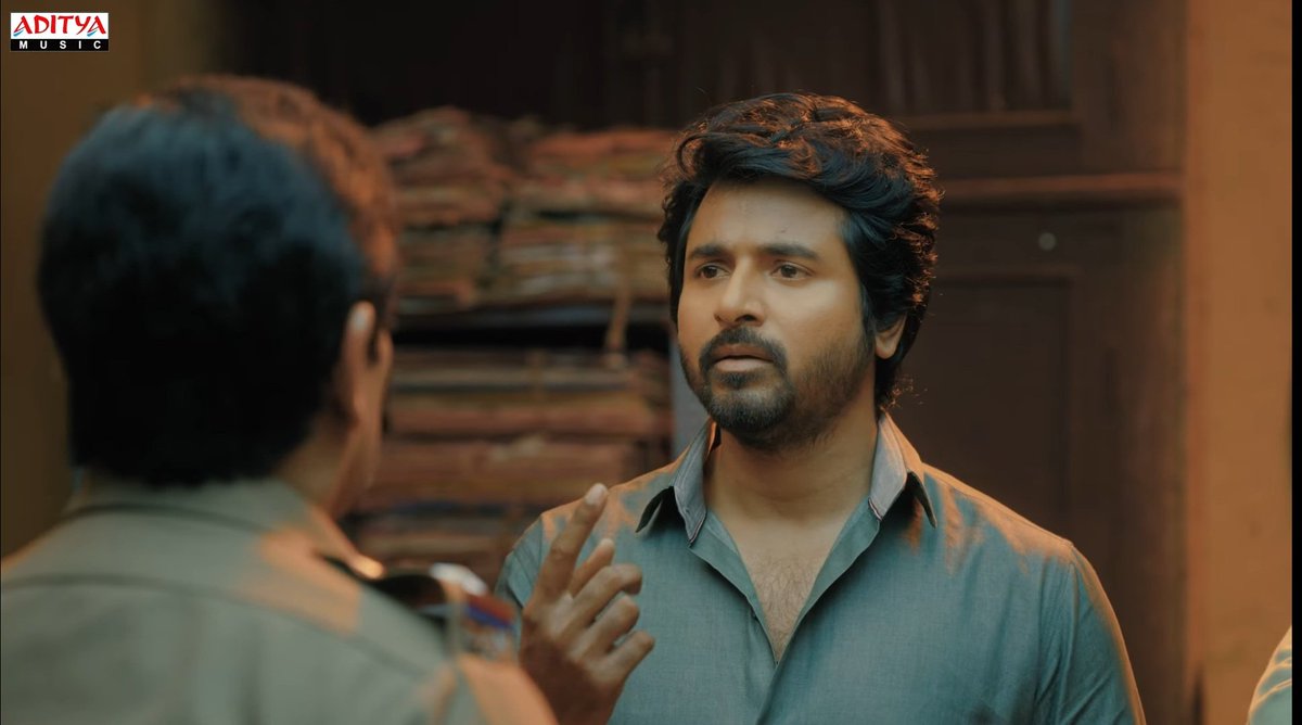 Naani23456's tweet photo. Yaara emaathuringa ithu #Mrlocal2 pundaiya vida moasamaa iruku daa...
#Prince #sivakaththikeyan #PrinceTrailer https://t.co/jJ1Jmb5mye