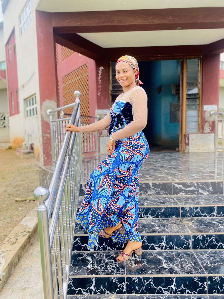 pelutimileyin's tweet photo. Happy Sunday 🥰🥰🥰 https://t.co/Zudgg6DOzk