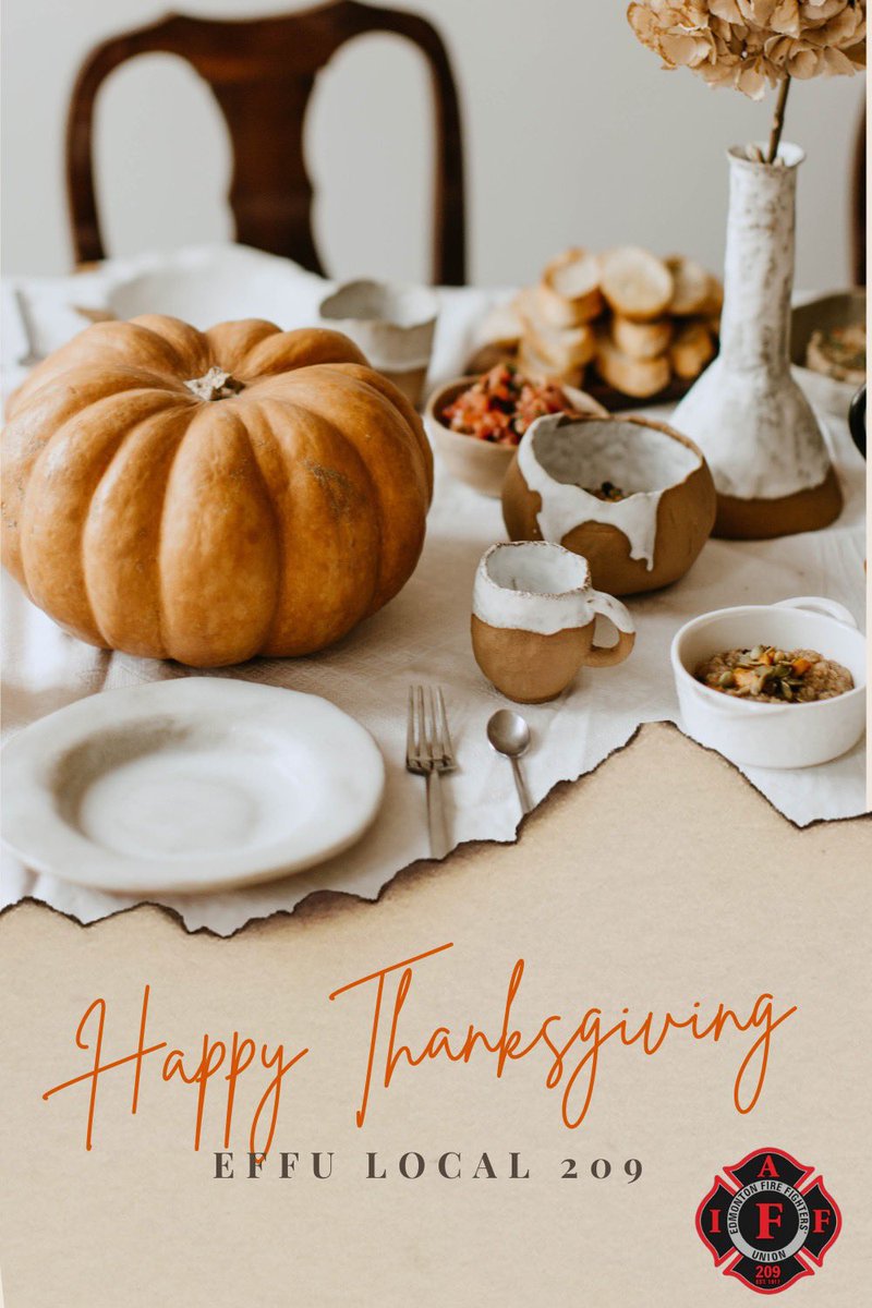 EFFU_209's tweet photo. Happy Thanksgiving from our family to yours. Keep everyone safe this Thanksgiving, Stay in the kitchen when cooking food on the stovetop or in the oven. #fire #edmontonfire #yeg #edmonton #thanksgiving #firesafety #iaffcanada #iaff #nfpa https://t.co/842jk639Pj