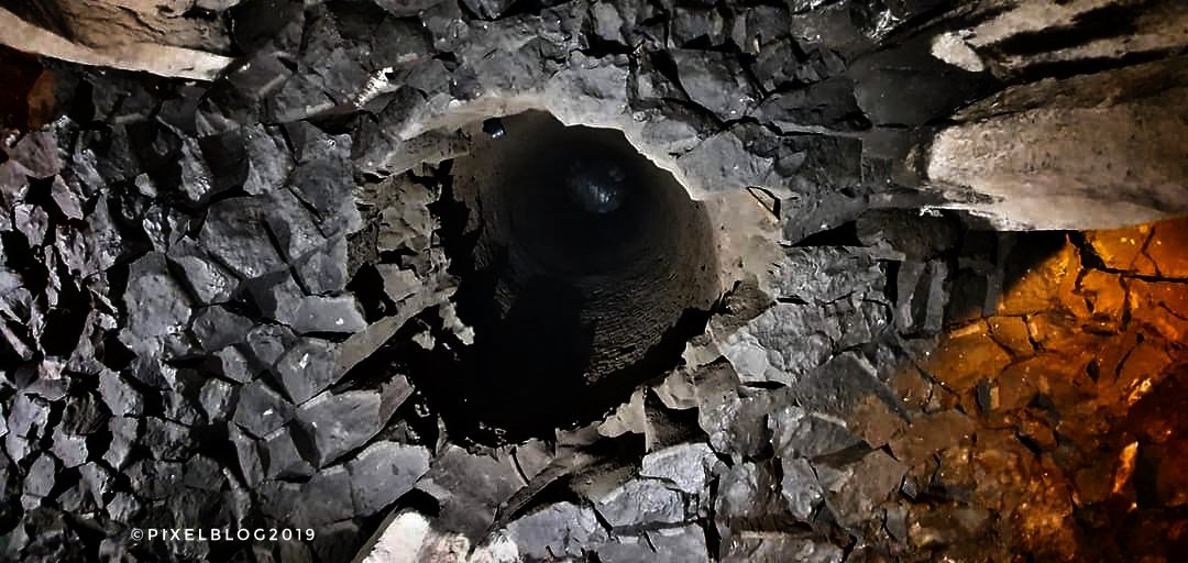 pixelblog2019's tweet photo. The Hole......

Gesehen in der Vulkanbrauerei im letzten Jahr!

#thehole #hole #dasloch #loch #vulkan #volcano #bergbau #mining #brauerei #brewery #bier #beer #old #vergangenheit #past #photooftheday #photo #handyphotography #photography #erdabbau #earthmining #untertage https://t.co/apXaN8KmUQ