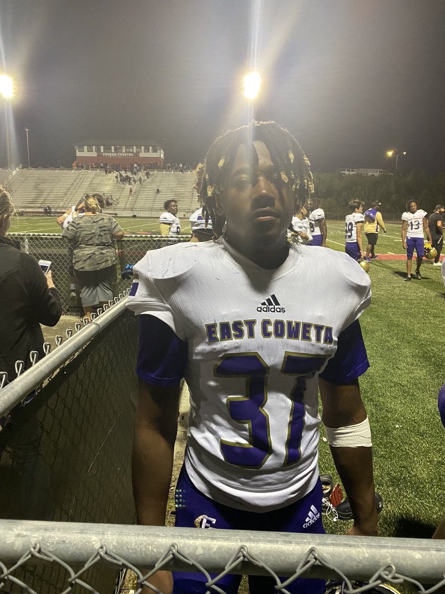 austintriplaaa's tweet photo. After game pic #37 handling business 🏉🏉🏉 #echs https://t.co/74PDfD9e3N