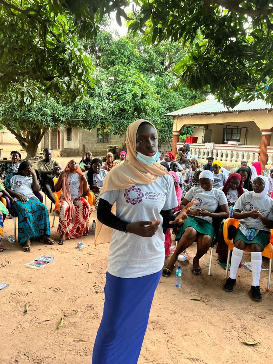 fgm_global's tweet photo. Community Engagement in  #Gambia🇬🇲 led by the country’s focal person @Fatima with other stakeholders. The consortium sensitised the community on #EndFGM #YouthEndFGM

@UNFPA @GlobalSpotlight @GPtoEndFGM https://t.co/ovPKhhw0ln
