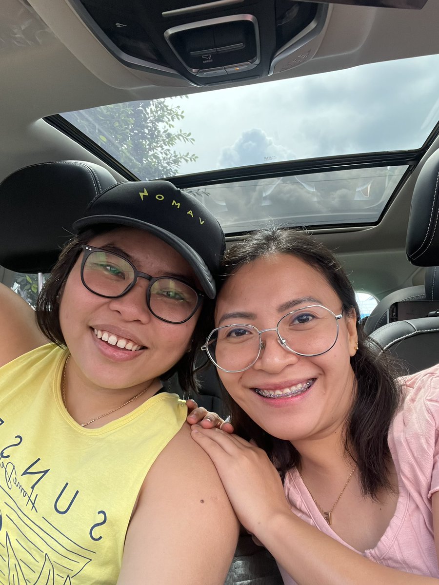 kitC06's tweet image. random places