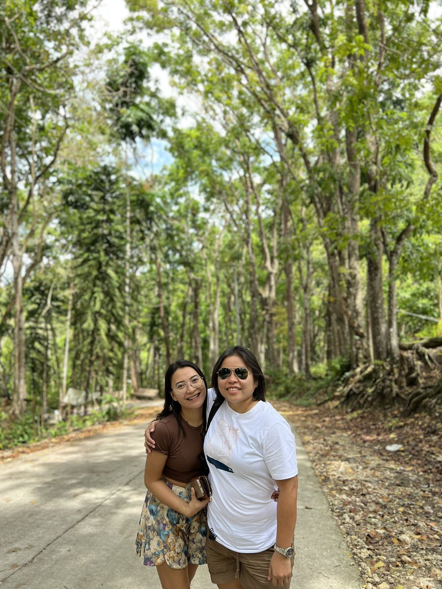 kitC06's tweet image. random places