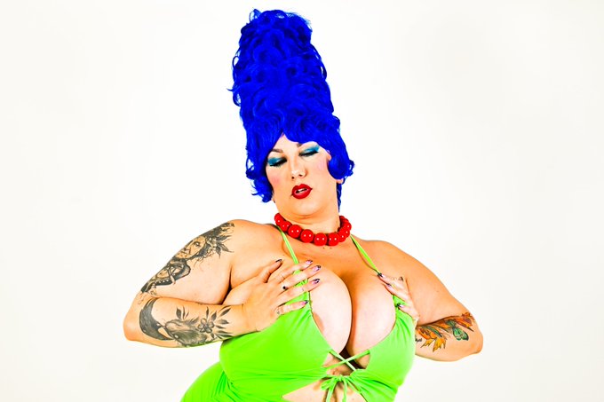 10 retweets and I'll do an OF sale! #onlyfansgirl #onlyfansbabe #MargeSimpson #Cosplay https://t.co/<a href="/tag/onlyfansgirl"class="tags">#onlyfansgirl</a><a href="/tag/cosplay"class="tags"><span>#cosplay</span></a><a href="/tag/margesimpson"class="tags"><span>#margesimpson</span></a><a href="/tag/onlyfansbabe"class="tags"><span>#onlyfansbabe</span></a>