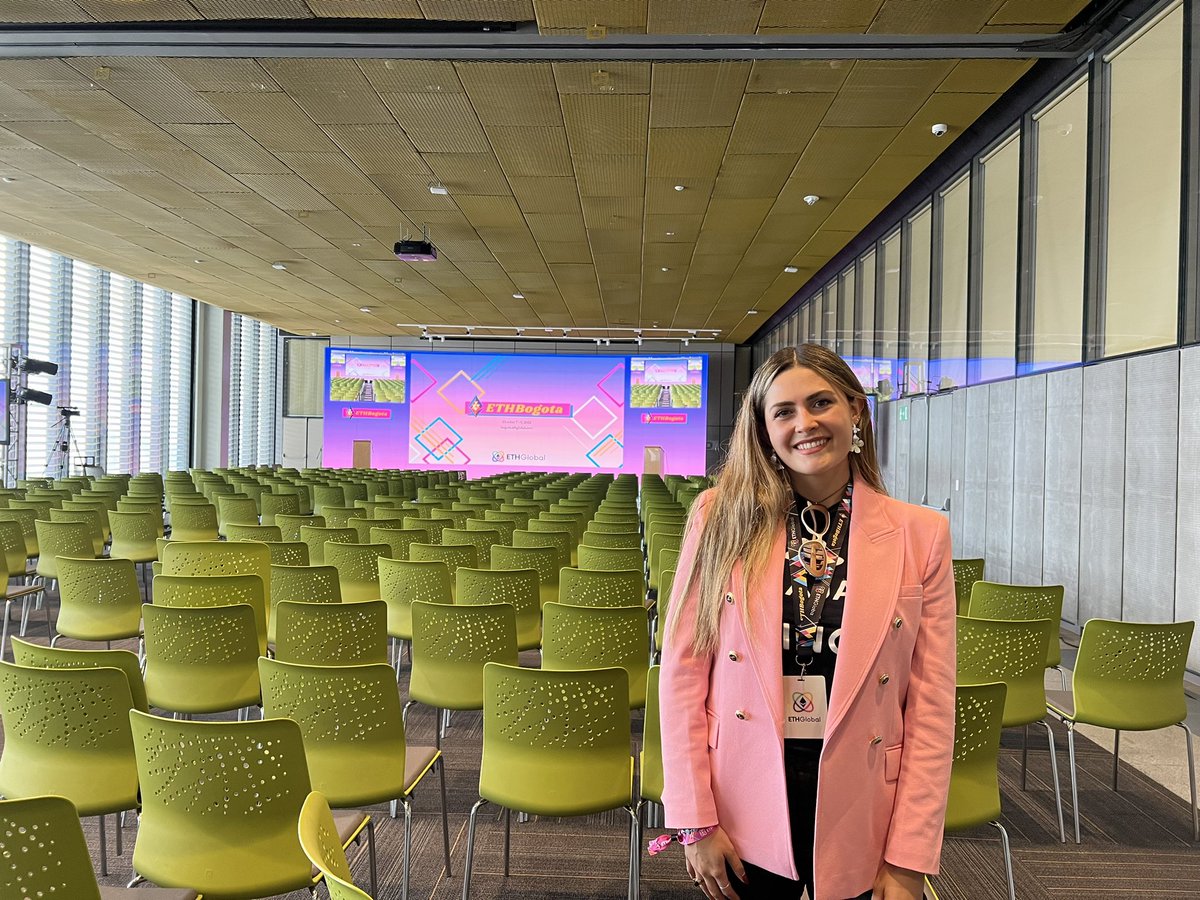 I just had the serendipity of getting to participate at @ethglobal in #ETHBogota  <a href="/EthereumBogota/">Ethereum Bogotá</a> and immerse myself in the world of #crypto. Fascinating topics, networking, event and community!glad to see my city hosting. Looking fwd to collab!
