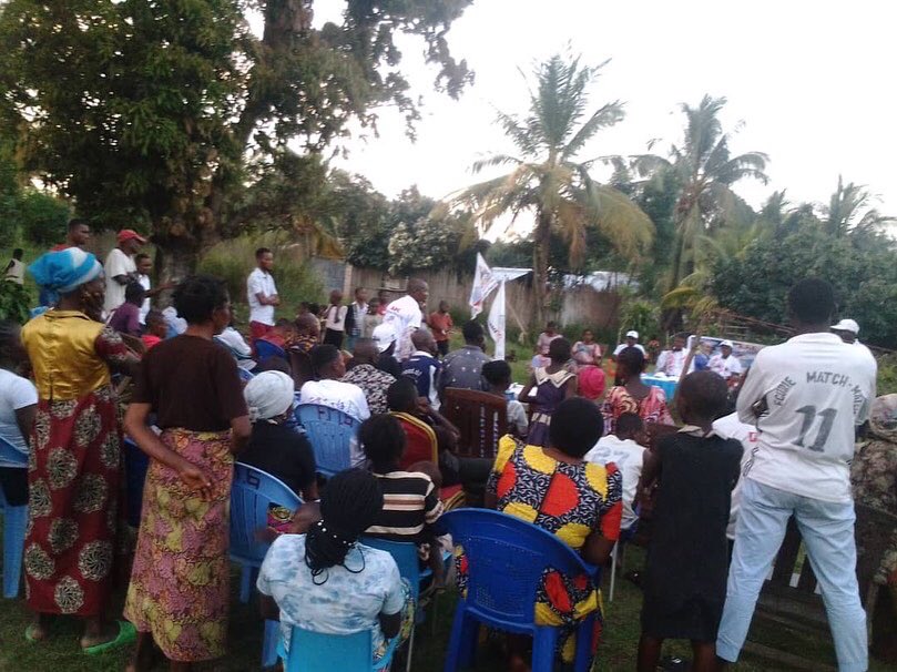 ApcRdc's tweet photo. APC Mongala au contact de la base @FideleKupa @Idristshombo1 https://t.co/6ifvZAwEqA