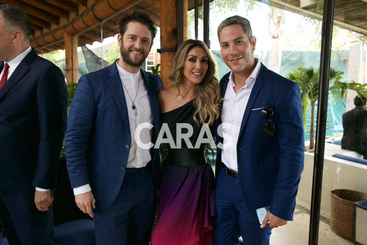 #ExclusivaCARAS: <a href="/christopheruck/">Christopher Uckermann</a>, <a href="/Anahi/">Anahi</a> y <a href="/christiancha/">Christian Chavez</a> presentes en la boda de #MaitePerroni y #AndresTovar. #RBD