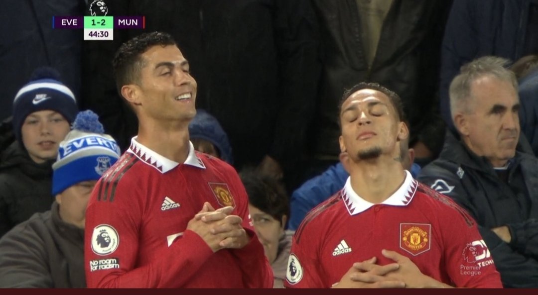 Sandeep_twcheck's tweet photo. #700 for #7 @Cristiano 
 #GOAT𓃵
#Ronaldo 
#cristiano  is all the fans right now https://t.co/rYoxK5oA6N