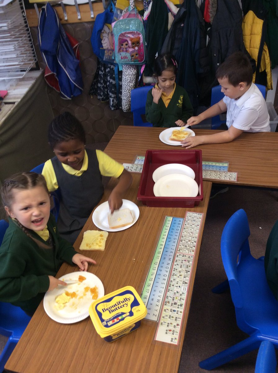 Y2_Vinnies's tweet photo. Making and eating marmalade sandwiches just like Paddington Bear https://t.co/qN9Hhv6cVV