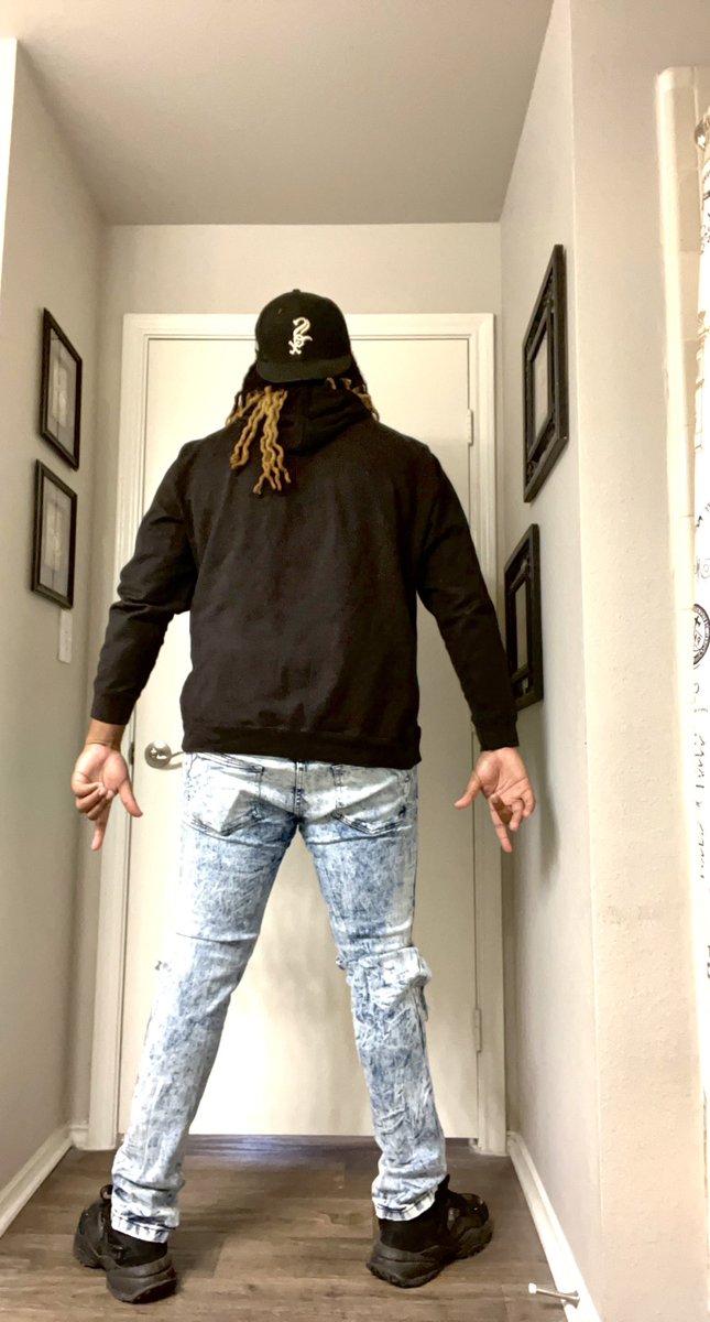 Jakheel0015's tweet photo. Step 1. Step on N***as Neck When I walk threw…
Step 2. Gotta keep it humble when he bless you… #STEPPA #BTBM #NOLA
#NOCOMPETION #NOCOMPARISON
~Jakheel https://t.co/Th57i9MpT9