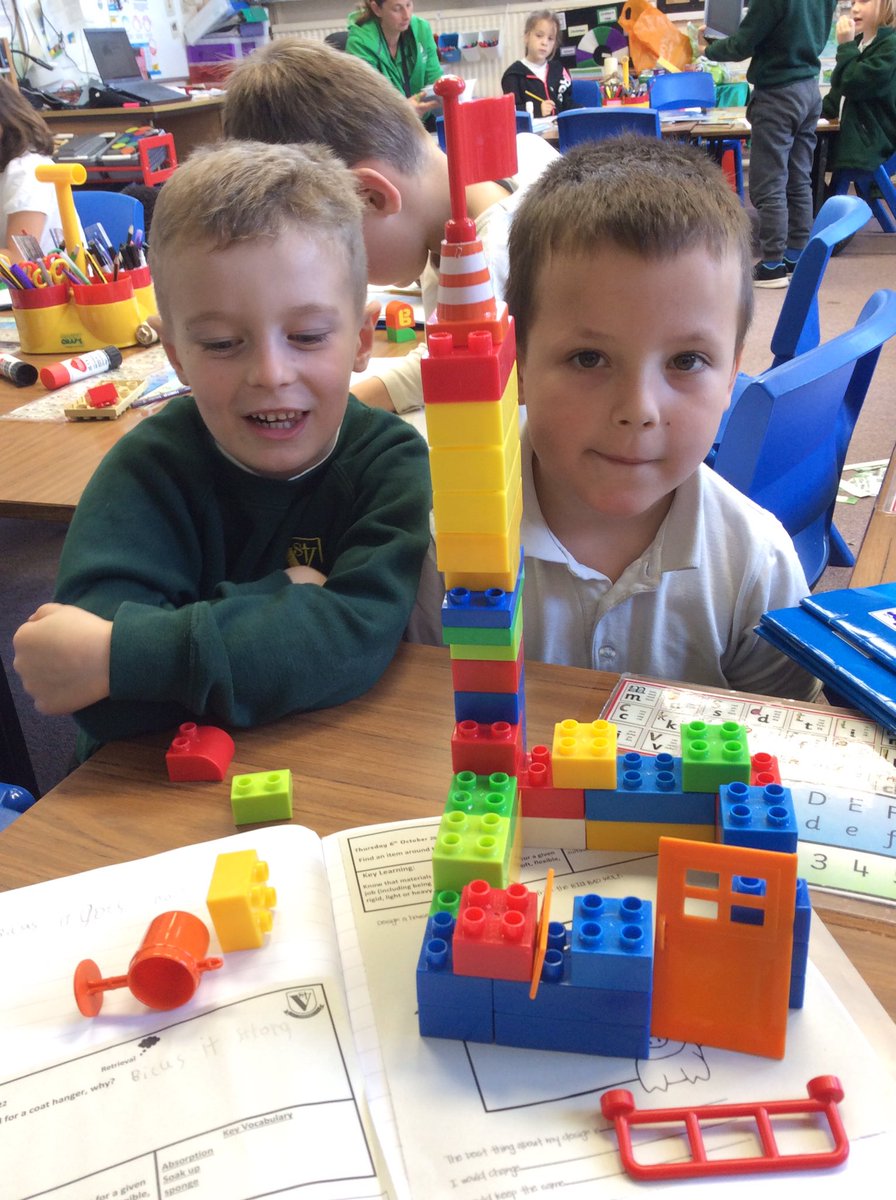Y2_Vinnies's tweet photo. Making houses for science https://t.co/qODMIADu9c