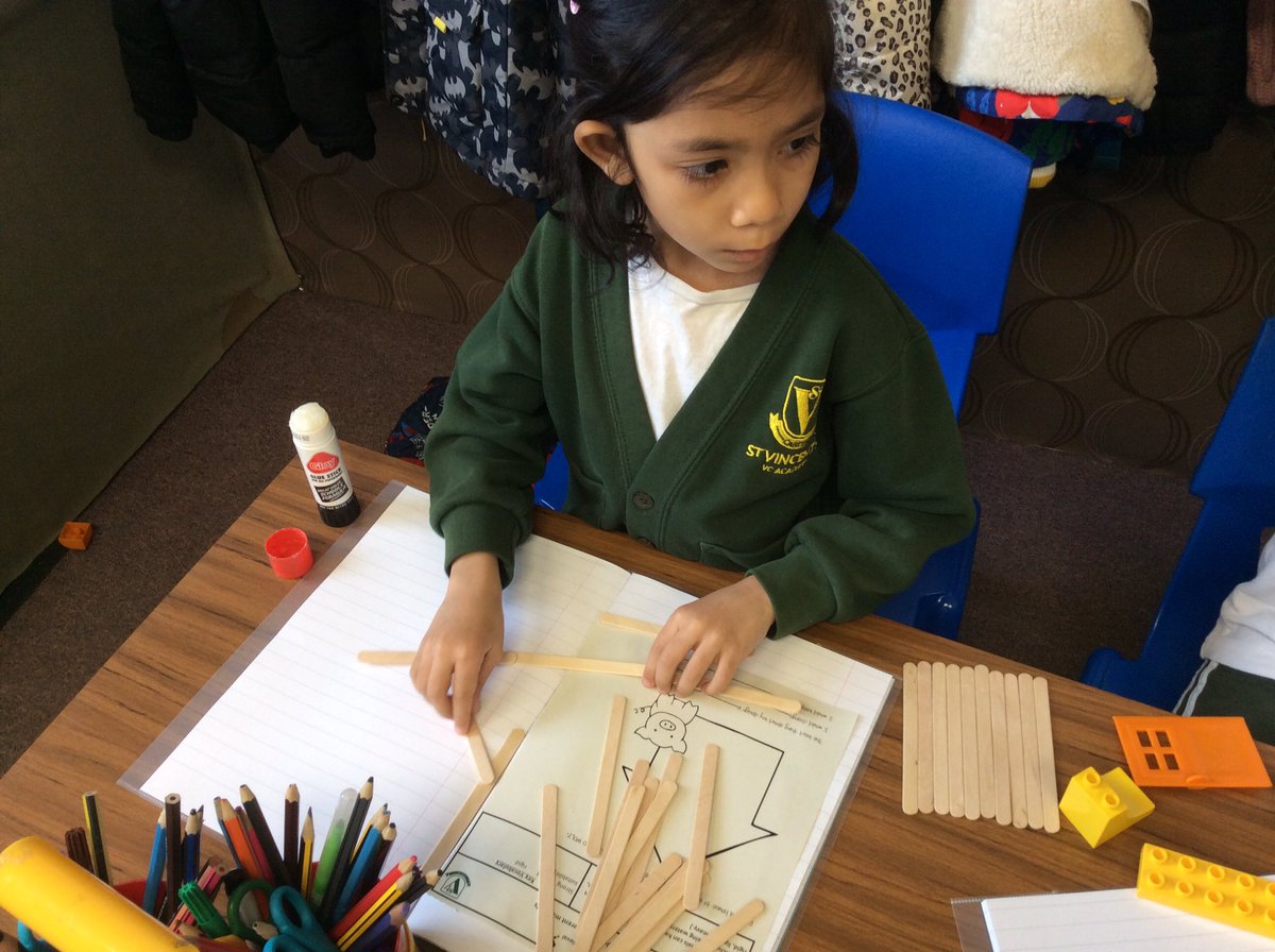 Y2_Vinnies's tweet photo. Making houses for science https://t.co/qODMIADu9c