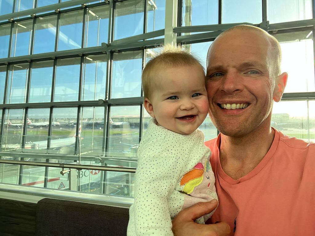 R O B E R T O tweet media