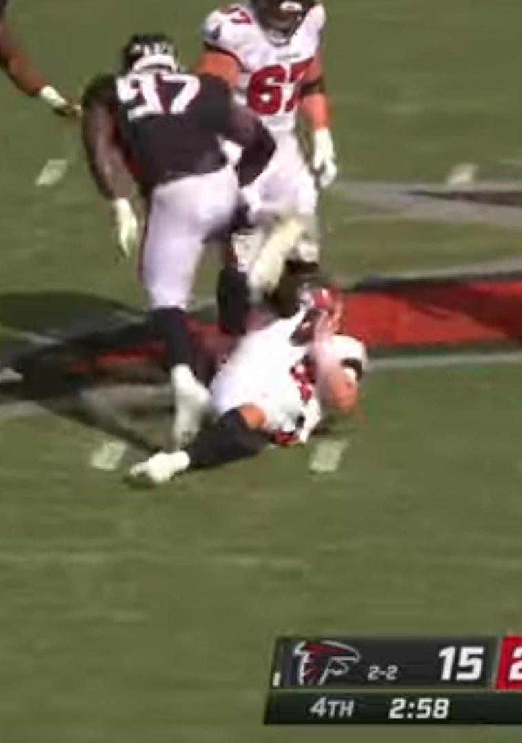 KyleMaguire8's tweet photo. @nflcommish Awaiting the fine on Brady for kicking Grady Jarrett #Falcons https://t.co/AGyK8NPg7y