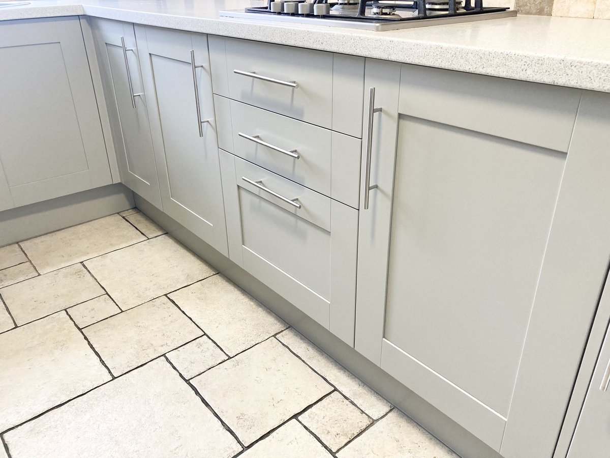 KCSUK_Ltd's tweet photo. Vinyl wrapped kitchen showing signs of water damage but easily repaired and looking like new !

Finished in Morrells PC and tinted in ‘Lamp Room Grey’

#kcsuk #spraying  #spraypaintedkitchen #paintedkitchen #kitchencabinetsprayinguk https://t.co/aolD7Q0j9R