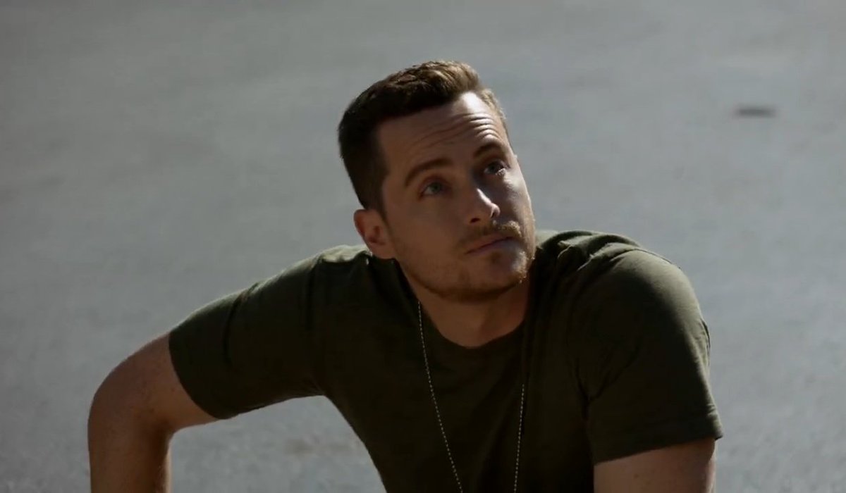 zathecrazyone's tweet photo. "You don't wanna be me"
"No..it's worse than that..I do ..I do wanna be you. But its like you've always told me, I'm not ..and I shouldn't try"
(Atleast he wouldve made a better Sargent🥲)
#JesseAppreciationWeek
#UpsteadForever #ComeHomeJay #WeMissYouJesse #BringBackJayHalstead https://t.co/kRgBBi2s61