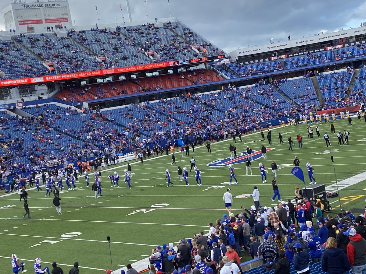 4thQtrGaming's tweet photo. You Know The Vibes!!! Let’s Go Buffalo!!! Time To Go To Work!!! S/O to @GregTompsett and @Cover1 For The Bruce Smith Jersey!!! Time To Yell And Do My Part!!!
#BillsMafia #NoBadSeats #Section116 #LetsGoBuffalo https://t.co/gEclwMyxvk