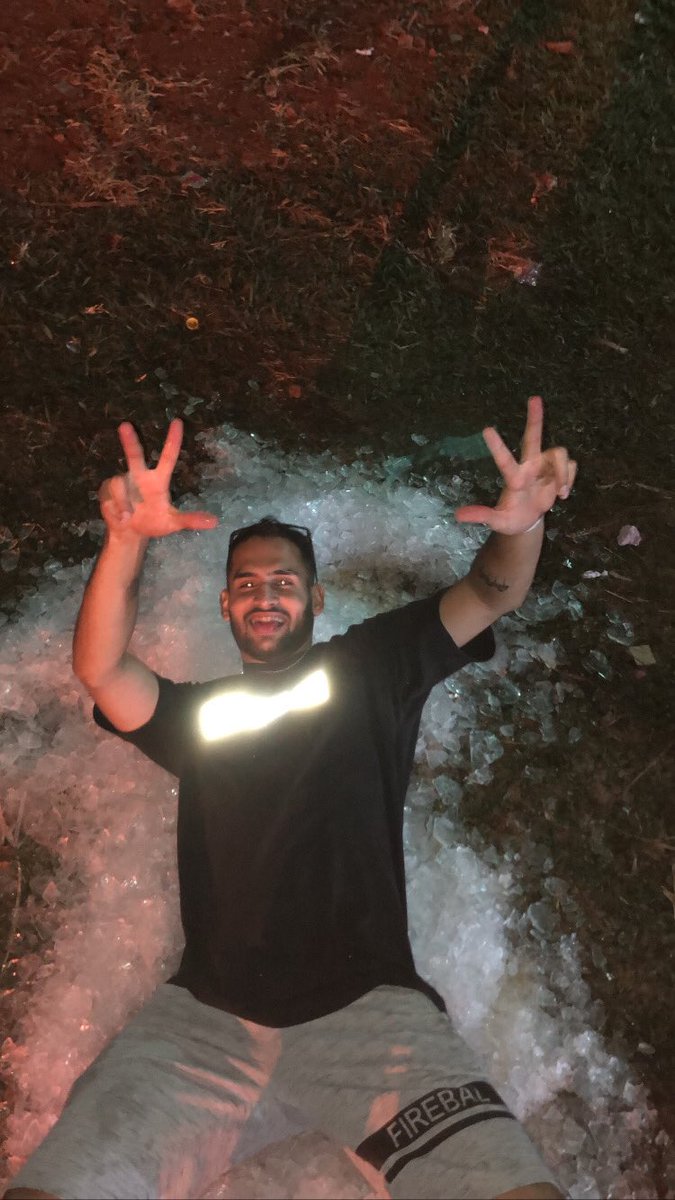 joaoricardo_gv's tweet photo. O fim é triste kkkk https://t.co/tNgfGLSF3i
