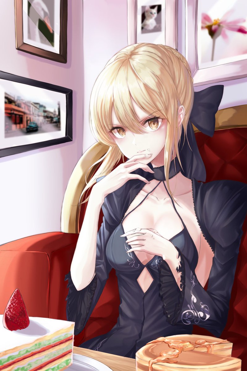Saber Sunday 

Here have a Saber Alter

(I don't own any of these images)