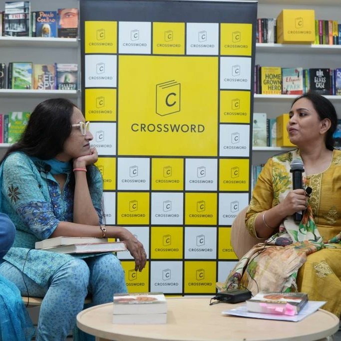 KoralDasgupta's tweet image. Today at a #book event at @crossword_book #kempscorner 
With @film_worm @vittalbalaji
More about the event, later.