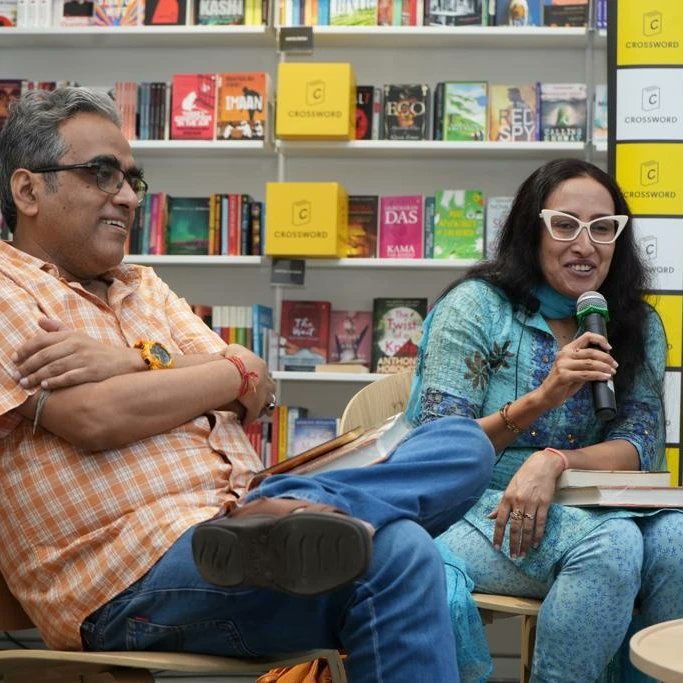 KoralDasgupta's tweet image. Today at a #book event at @crossword_book #kempscorner 
With @film_worm @vittalbalaji
More about the event, later.