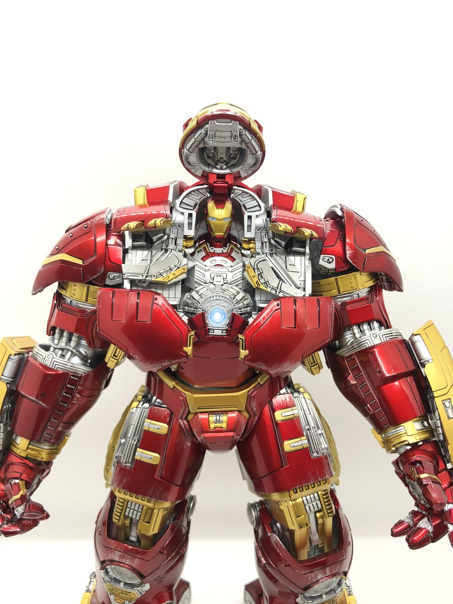 rex9999007's tweet photo. comicaveハルクバスター発光するし中にマーク43いるしカッコいいぞ😄
#コミケイブ
#comicave
#hulkbuster https://t.co/BCTQPQV9KG