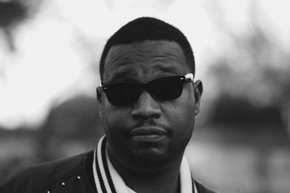 jae_jbw's tweet photo. Happy Birthday to DJ Rashad #RashadForever
https://t.co/c3kLCZwdLL https://t.co/bERdc5hWzv