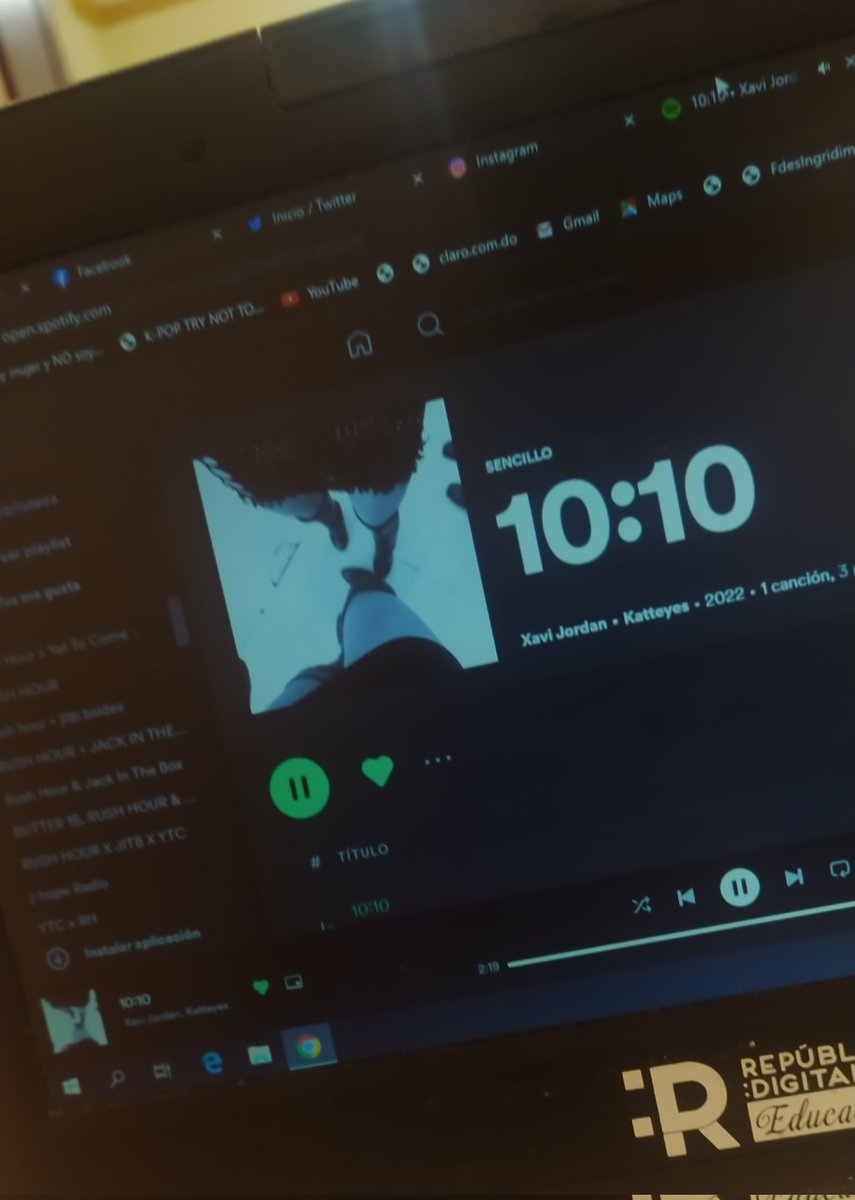 Ferv_Hoseok's tweet photo. 10:10 ya era muy buena pero ahora que la escuché en Spotify está a otro nivel, se escucha tan bien
#iamferv #ferevers https://t.co/HgOAsJhIch