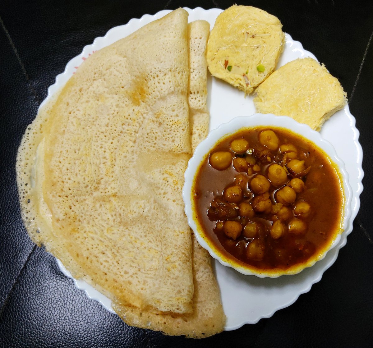 Dinner platter😊😍
#homemadedinner #dinnerplatter #foodtweeter #foodworld #kendujhargarh #odisha #india