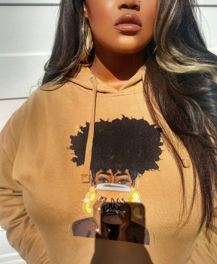 StylishNatonya's tweet photo. @theclique_uk Happy Sunday you guys!🤎 I have @sheiconicStyle, my body positive clothing line that celebrates all stylish women.🖤
🏷️15% OFF code: FALLFASHION15 
🔗https://t.co/JgTgKCYnSS

#theclqrt #SHEICONIC #BlackOwned https://t.co/h4bObrJAfK
