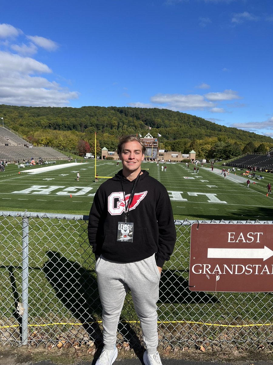 JackKonigsberg's tweet photo. Had an amazing time at the @LehighFootball game yesterday. Thanks @Scott_Brisson @CoachTomGilmore for the opportunity! @coachmorello77 @GreenwichFB https://t.co/U6KWRFruEG