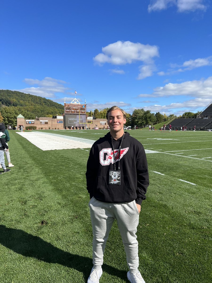 JackKonigsberg's tweet photo. Had an amazing time at the @LehighFootball game yesterday. Thanks @Scott_Brisson @CoachTomGilmore for the opportunity! @coachmorello77 @GreenwichFB https://t.co/U6KWRFruEG